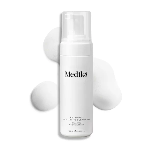 medik8 calmwise soothing cleanser 150ml